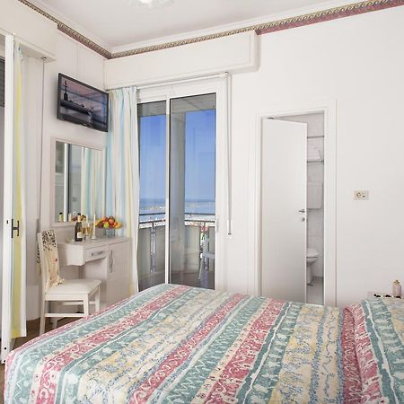 Hotel Titanus Bellaria-Igea Marina Exterior foto